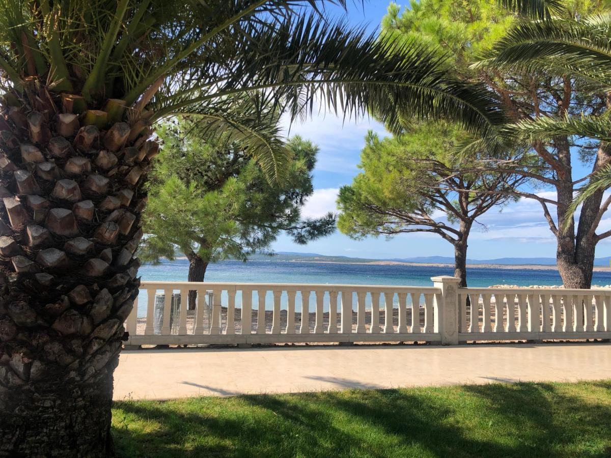 La Villa - Beach House & Rooms Crikvenica Exterior photo